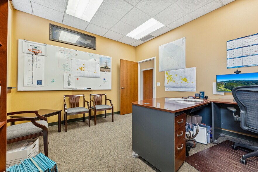 More Photos Of 1910 Main Ave, Durango Office For Sale