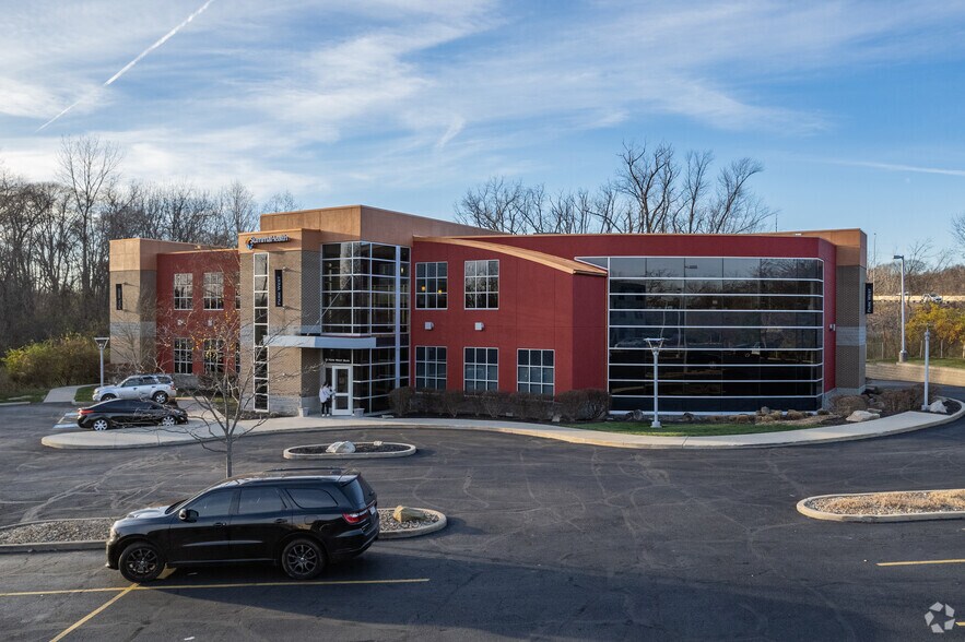 More Photos Of 51 Park West Blvd, Akron Medical For Lease