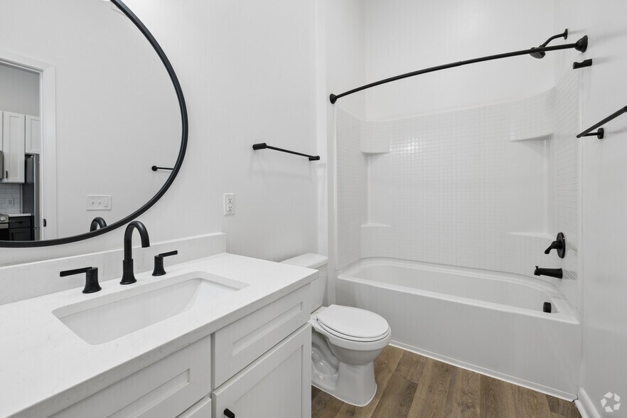 More Photos Of 725-735 Coleman Blvd, Mount Pleasant Apartments For Lease