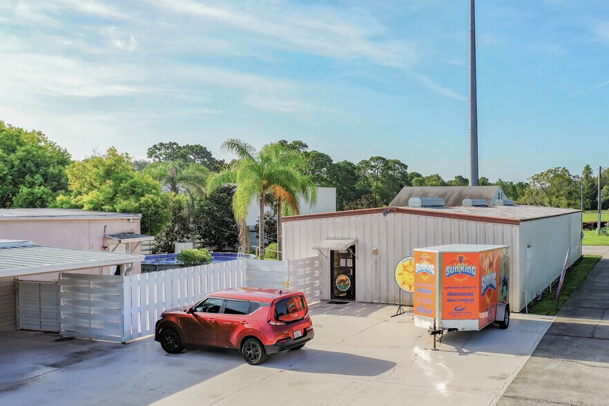 More Photos Of 9226 Denton Ave, Hudson Industrial For Sale