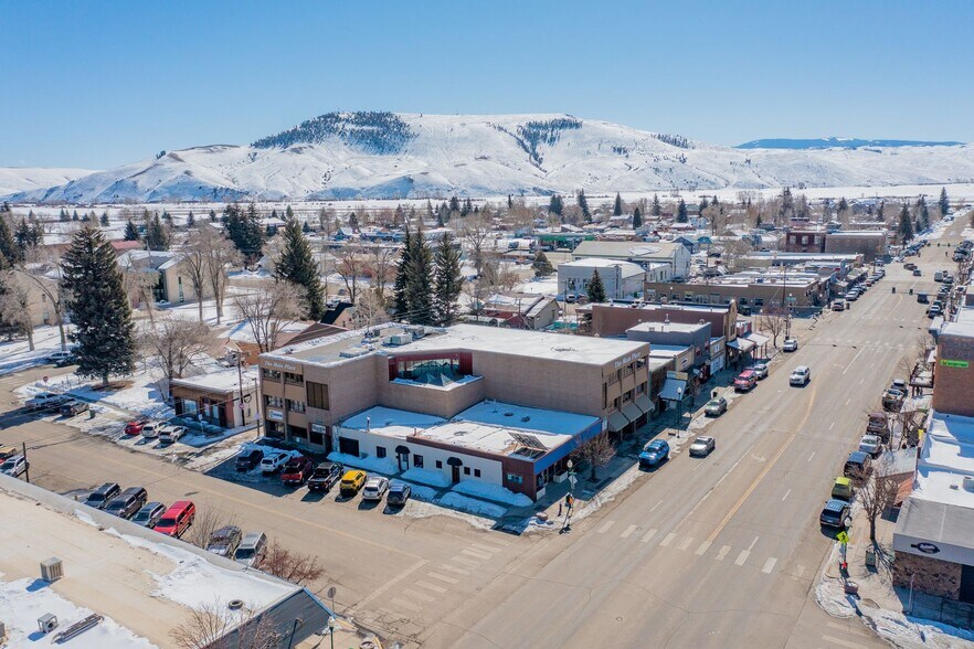 More Photos Of 234 N Main St, Gunnison Medical For Sale