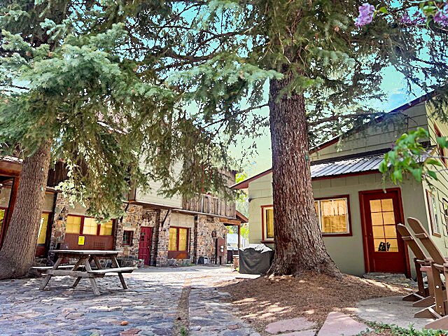 Primary Photo Of 115 / 117 / 119 7th Ave, Ouray Apartments For Sale