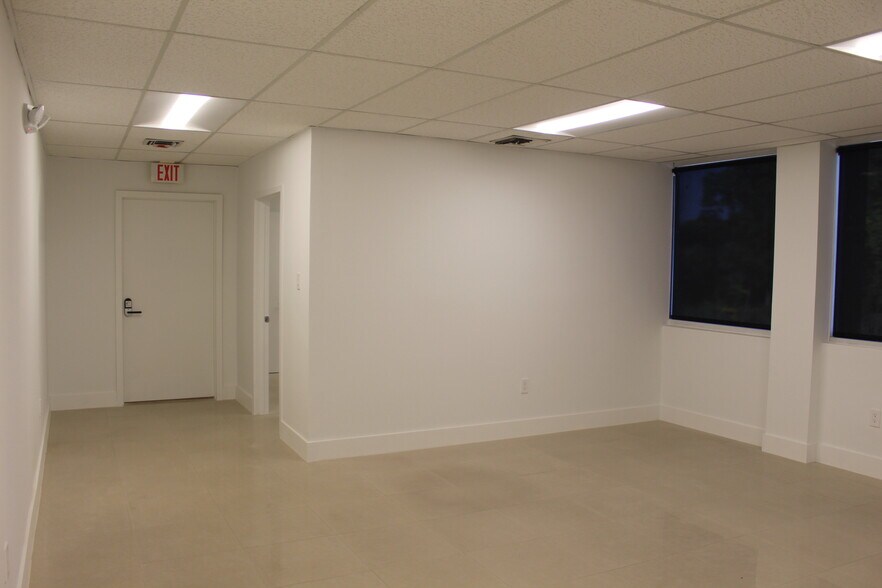 More Photos Of 4001 NW 97th Ave, Doral Coworking Space
