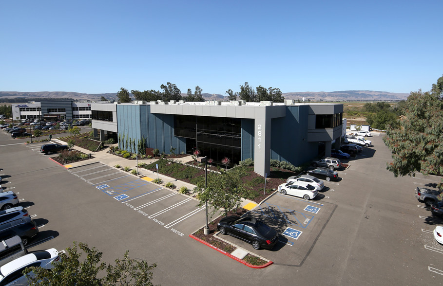 Primary Photo Of 2811 Airpark Rd, Santa Maria Office Residential For Lease