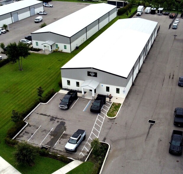 Primary Photo Of 4708 Lena Rd, Bradenton Warehouse For Sale