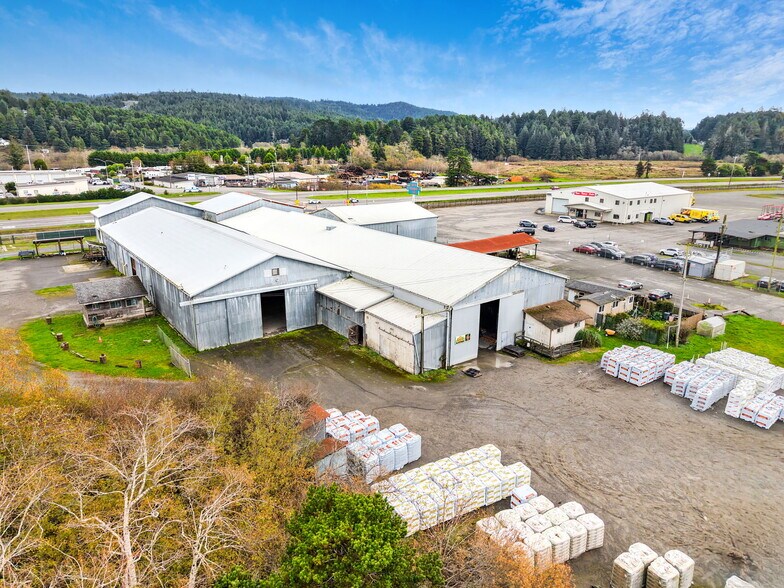 More Photos Of 4051-4061 N Highway 101, Eureka Warehouse For Sale