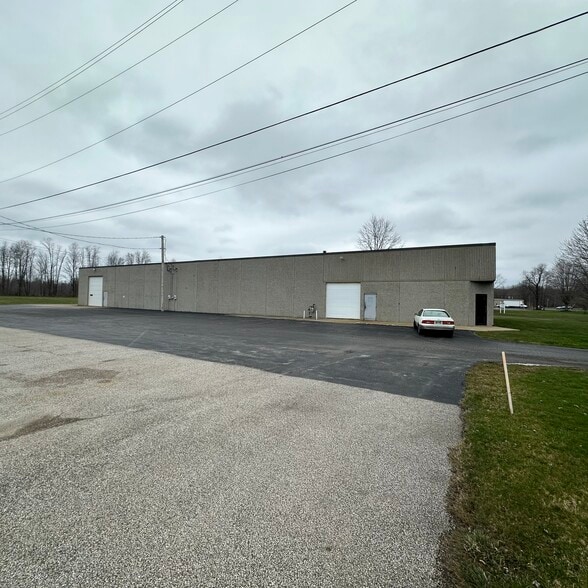 More Photos Of 2899 Industrial Park Dr, Austinburg Manufacturing For Sale