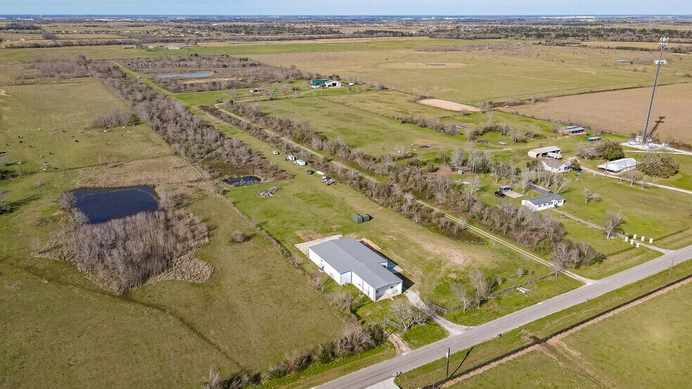 More Photos Of 33112 Rochen Rd, Waller Industrial For Sale