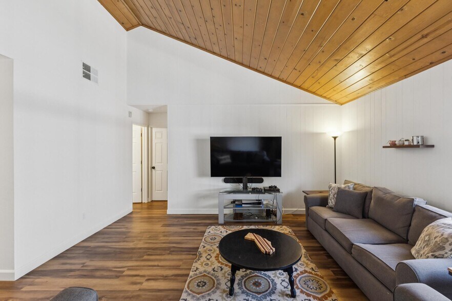 More Photos Of 3851 Vineyard Ave, Pleasanton Apartments For Sale