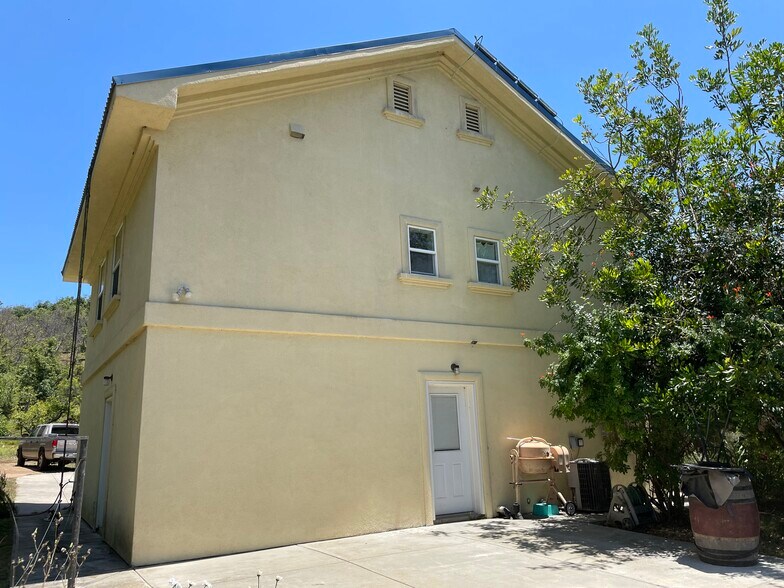 More Photos Of 44952 Vista del Mar, Temecula Winery Vineyard For Sale