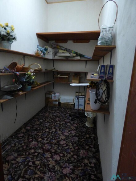 More Photos Of 311 Garfield Ave, Springer Freestanding For Sale