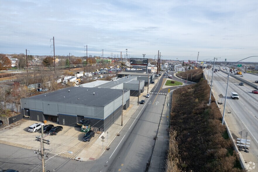 More Photos Of 6940 State Rd, Philadelphia Flex For Sale