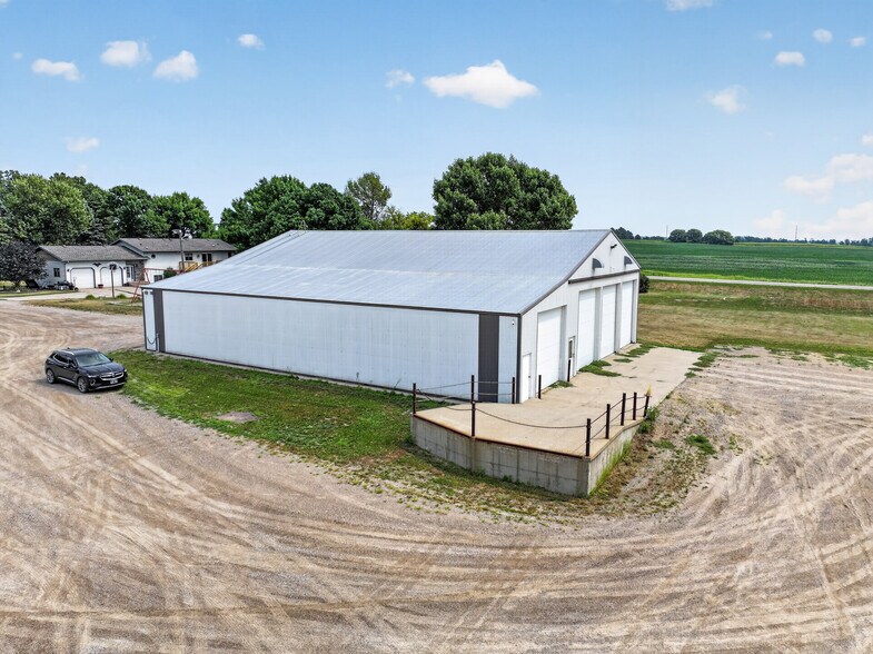 More Photos Of 43553 MN-28, Sauk Centre Warehouse For Sale