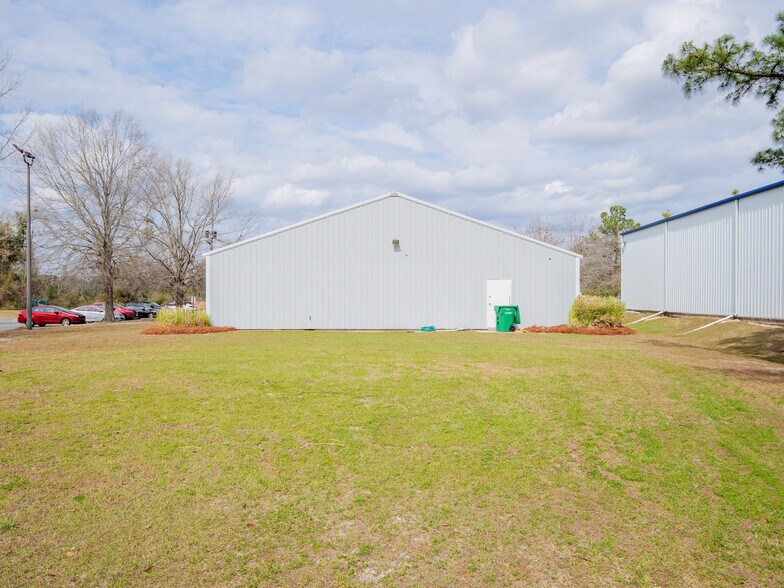 More Photos Of 1709 River St, Valdosta Office For Lease