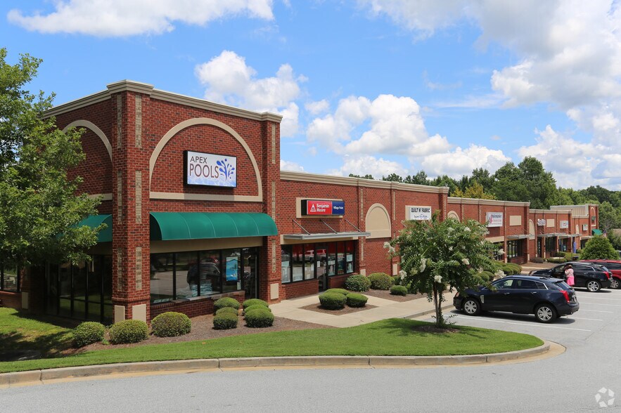 Primary Photo Of 800 Highway 54 W, Fayetteville Unknown For Lease