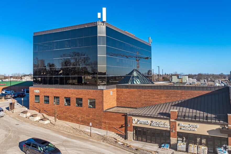 Primary Photo Of 5101 Vernon Ave, Edina Office For Lease