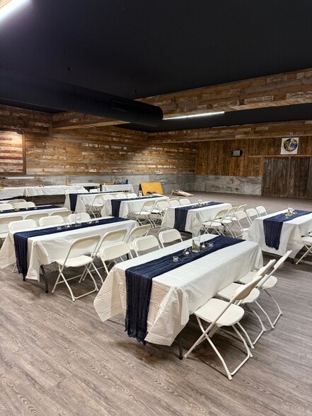 More Photos Of 618-630 W Wisconsin Ave, Appleton Restaurant For Sale