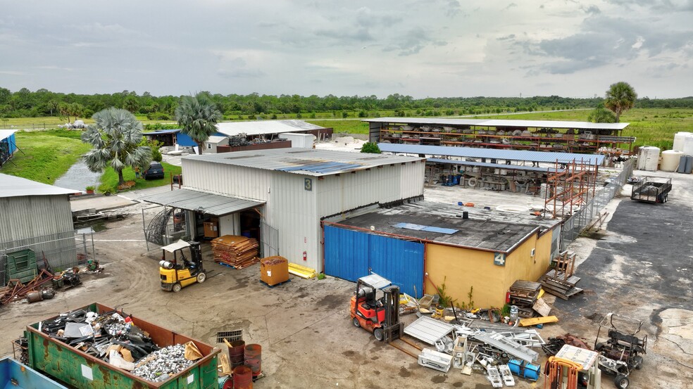 More Photos Of 17250 SW Railroad Ave, Indiantown Manufacturing For Sale