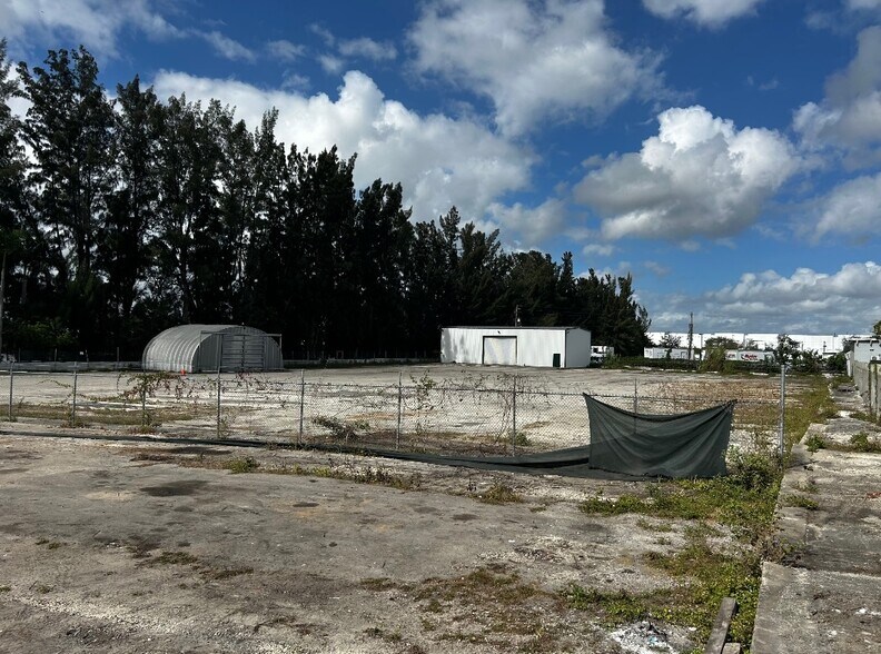 More Photos Of 4701 Oakes Rd, Davie Land For Sale