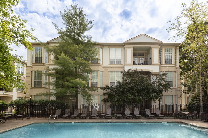 More Photos Of 1800 S Brentwood Blvd, Saint Louis Apartments For Sale
