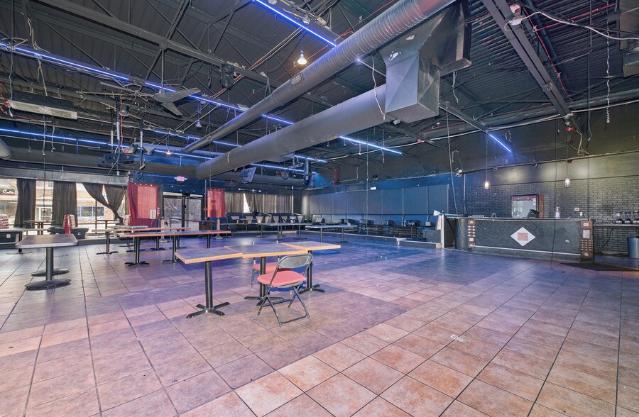 More Photos Of 13901 Michigan Ave, Dearborn Restaurant For Sale