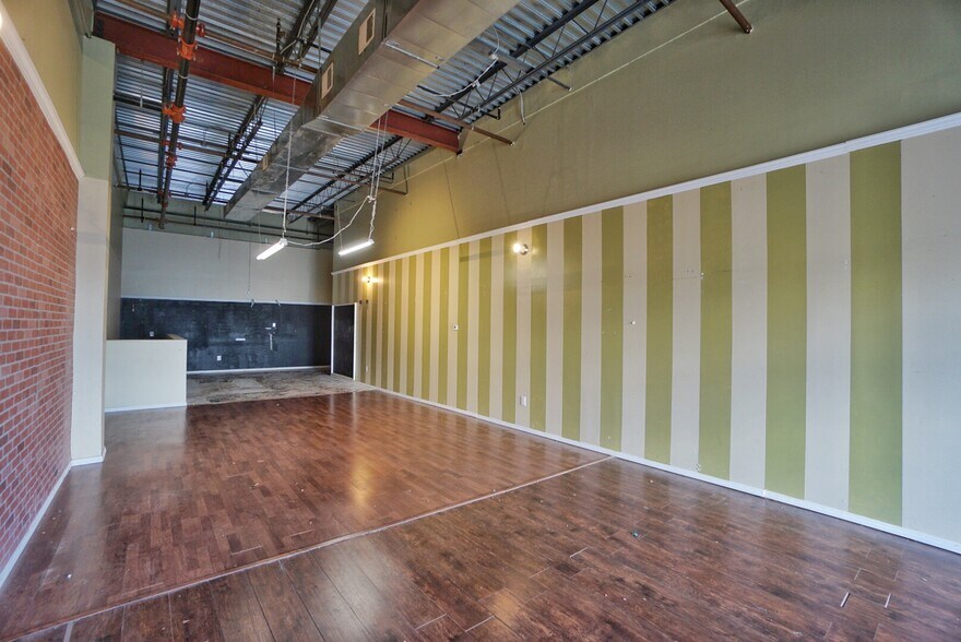 More Photos Of 4916 Arthur Kill Rd, Staten Island Storefront Retail Office For Lease