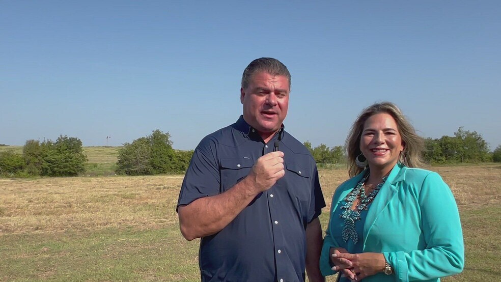 Primary Photo Of 16508 N Fm 973 Rd, Manor Specialty For Sale