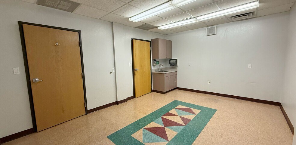More Photos Of 4700 Jefferson St NE, Albuquerque Medical For Lease