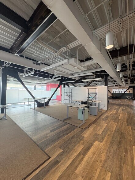 More Photos Of 11801 Mississippi Ave, Los Angeles Office For Lease