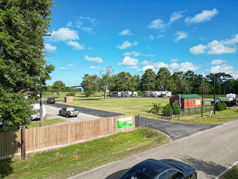 More Photos Of 16181 Lindstrom Rd, Crosby Trailer Camper Park For Sale