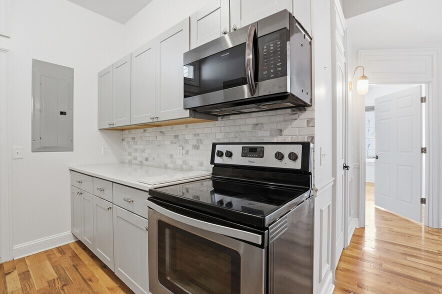 More Photos Of 521 W 37th St, Savannah Multifamily For Sale