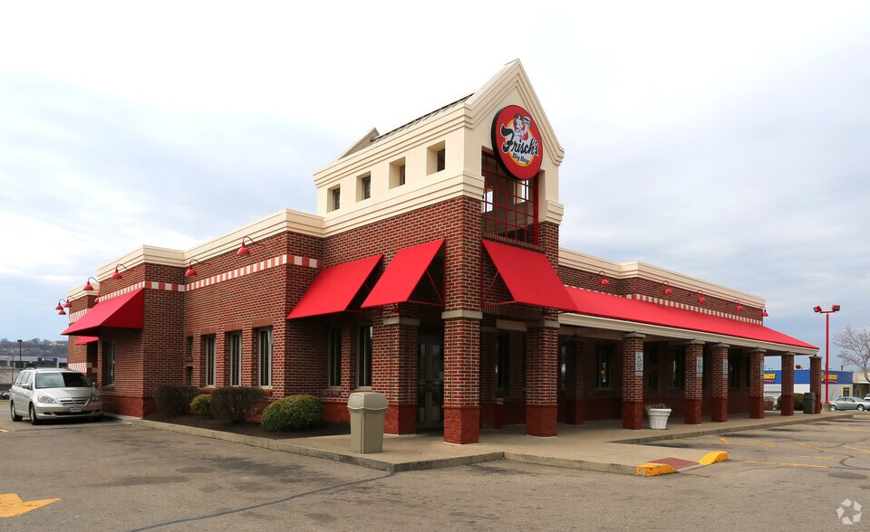 Primary Photo Of 1001 Gest St, Cincinnati Restaurant For Sale