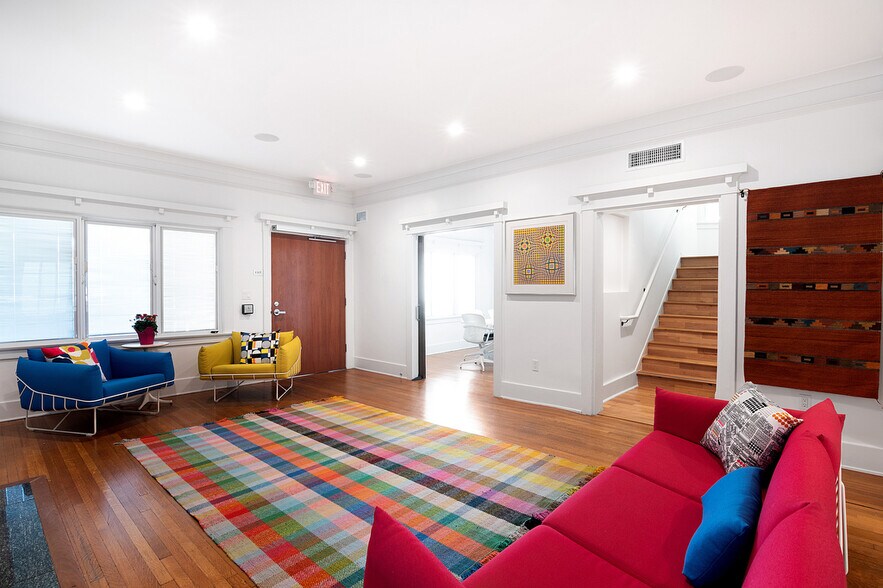 More Photos Of 1506 Crenshaw blvd, Los Angeles Office For Sale