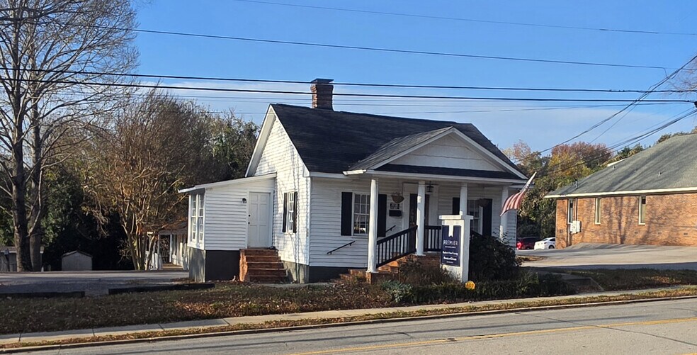 Primary Photo Of 515 E Main St, Lexington Office For Lease