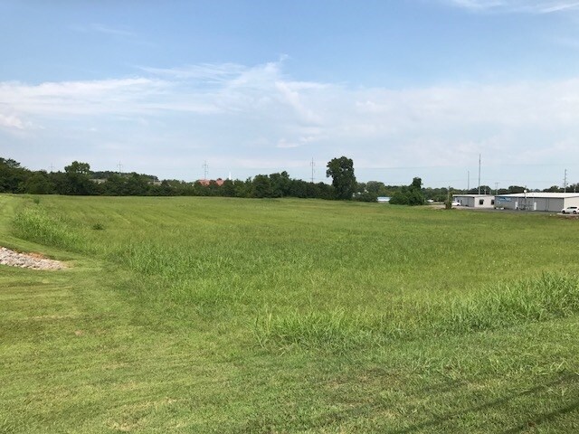 Primary Photo Of 1701 N Main St, Shelbyville Land For Sale