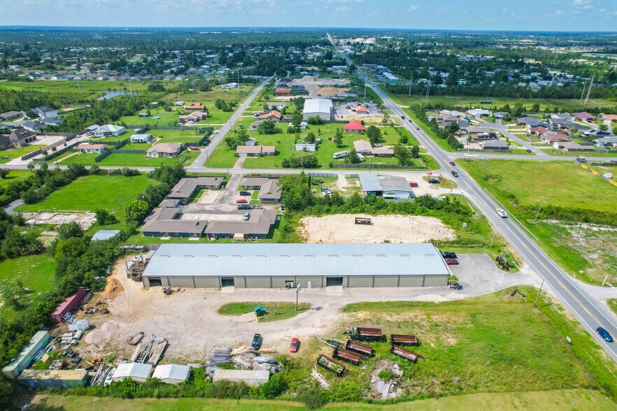 More Photos Of 2325 Transmitter Rd, Panama City Warehouse For Sale