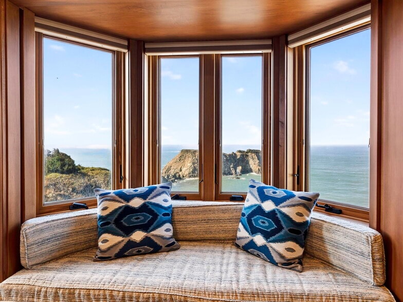 More Photos Of 5920 CA-1, Elk Hotel For Sale