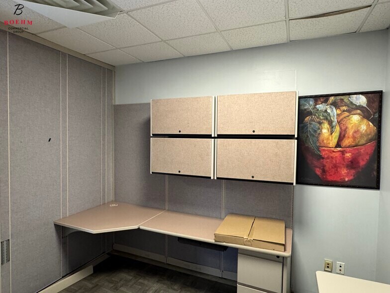 More Photos Of 129 Industrial Dr, Boerne Warehouse For Lease