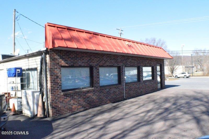 More Photos Of 36 Elysburg Rd, Riverside Restaurant For Sale