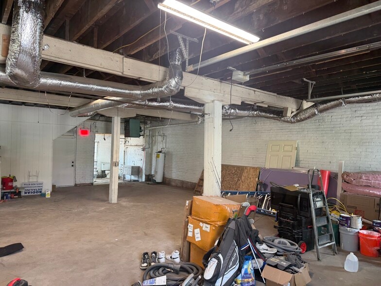 More Photos Of 46 Jefferson St, Brookville Storefront Retail Residential For Sale