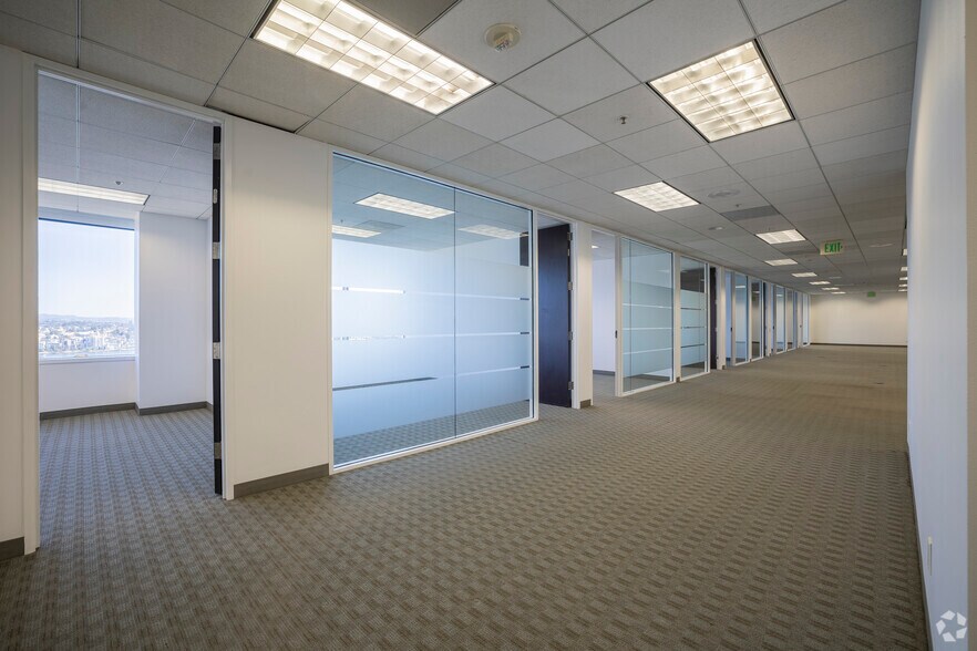 More Photos Of 1999 Harrison St, Oakland Coworking Space