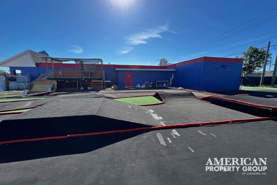 More Photos Of 3835 Tamiami Trl, Port Charlotte Freestanding For Sale