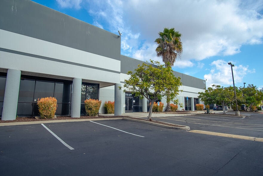 More Photos Of 188 Newport Dr, San Marcos Warehouse For Lease