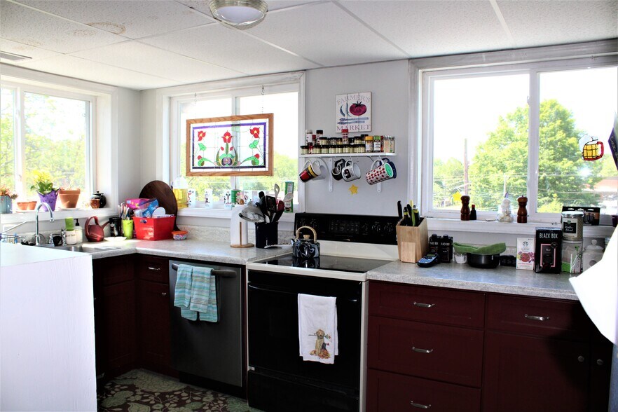 More Photos Of 84 E Main St, Brevard Storefront Retail Residential For Sale