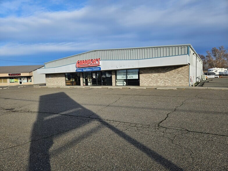 Primary Photo Of 412 N Kellogg St, Kennewick Flex For Lease