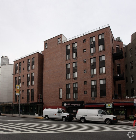 More Photos Of 29 Seventh Ave S, New York Apartments For Lease