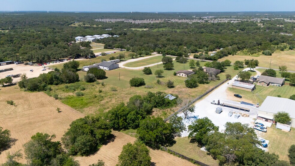 More Photos Of 12409 Lowden Ln, Manchaca Flex For Sale