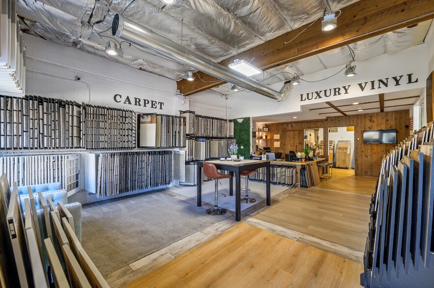 More Photos Of 112 W Linda Mesa Ave, Danville Freestanding For Sale