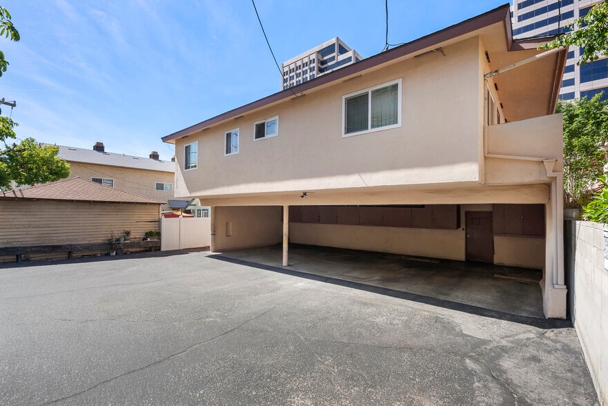 More Photos Of 530 N Maryland Ave, Glendale Apartments For Sale