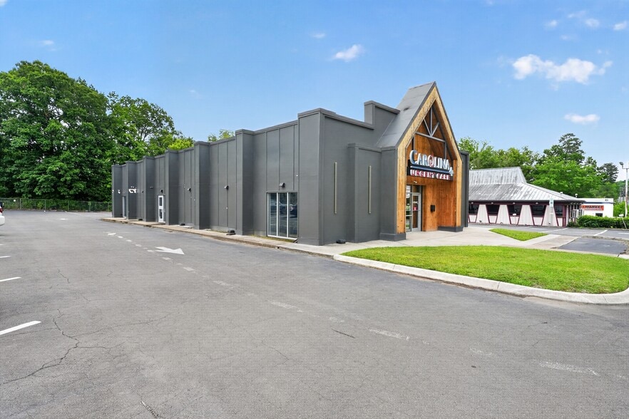 More Photos Of 5234 N Roxboro Rd, Durham Freestanding For Lease